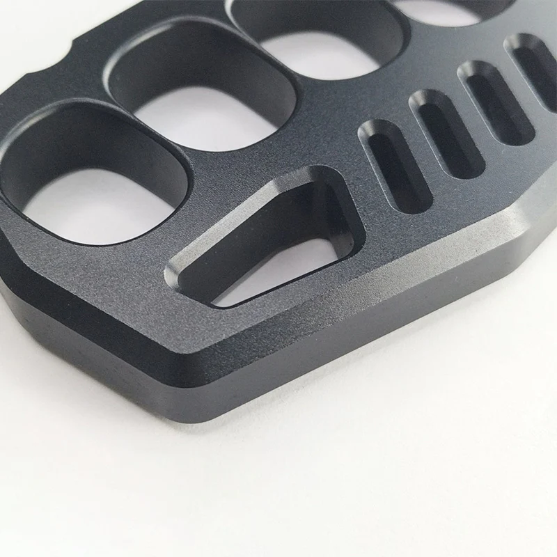 Big Finger Hole Knuckle Duster Boxing Broken Windows EDC Tool - Image 8