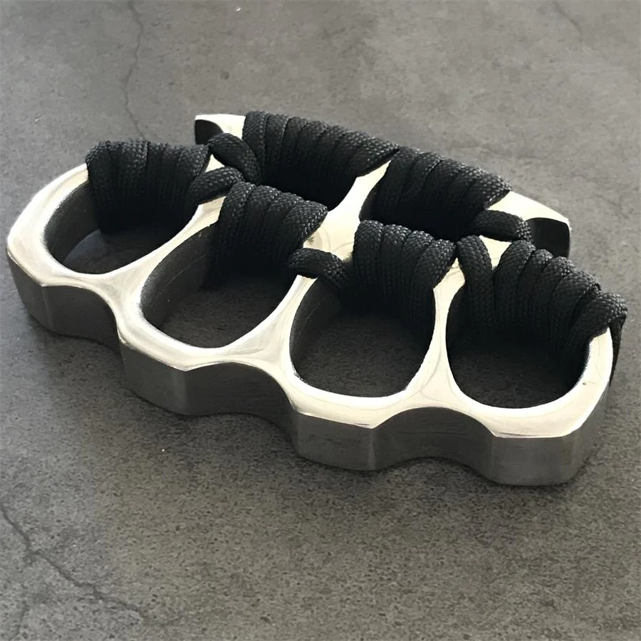 Big Finger Hole Steel Knuckle Duster Self-defense Protective Gear - Image 2