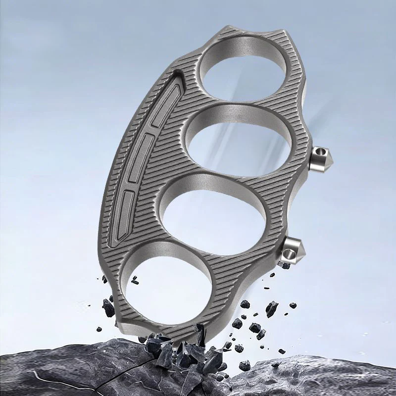 Creative Knuckle Duster with Detachable Window Breaker - Image 4