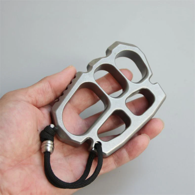 Creative Solid Steel Knuckle Duster