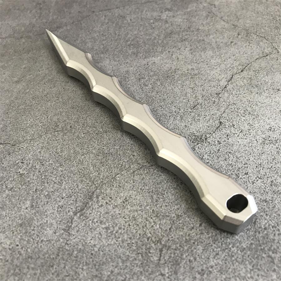 Portable Titanium Alloy Crowbar Broken Window EDC Tool - Image 2
