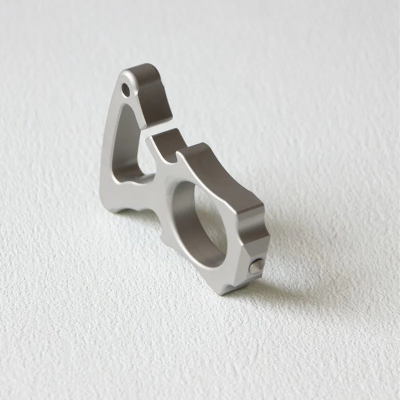 Steel Hanging Buckle Knuckle Duster Broken Window EDC Tool - Image 9